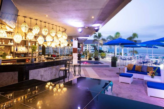 Blue Sunset Rooftop Bar reviews, photos - Playa los Muertos - Puerto  Vallarta - GayCities Puerto Vallarta