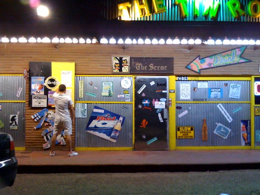 Tin Room Photos GayCities Dallas