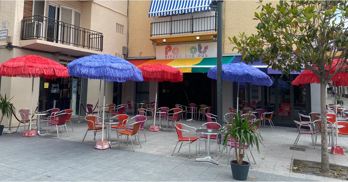 Parrots Pub & Terrace reviews, photos Sitges GayCities Sitges