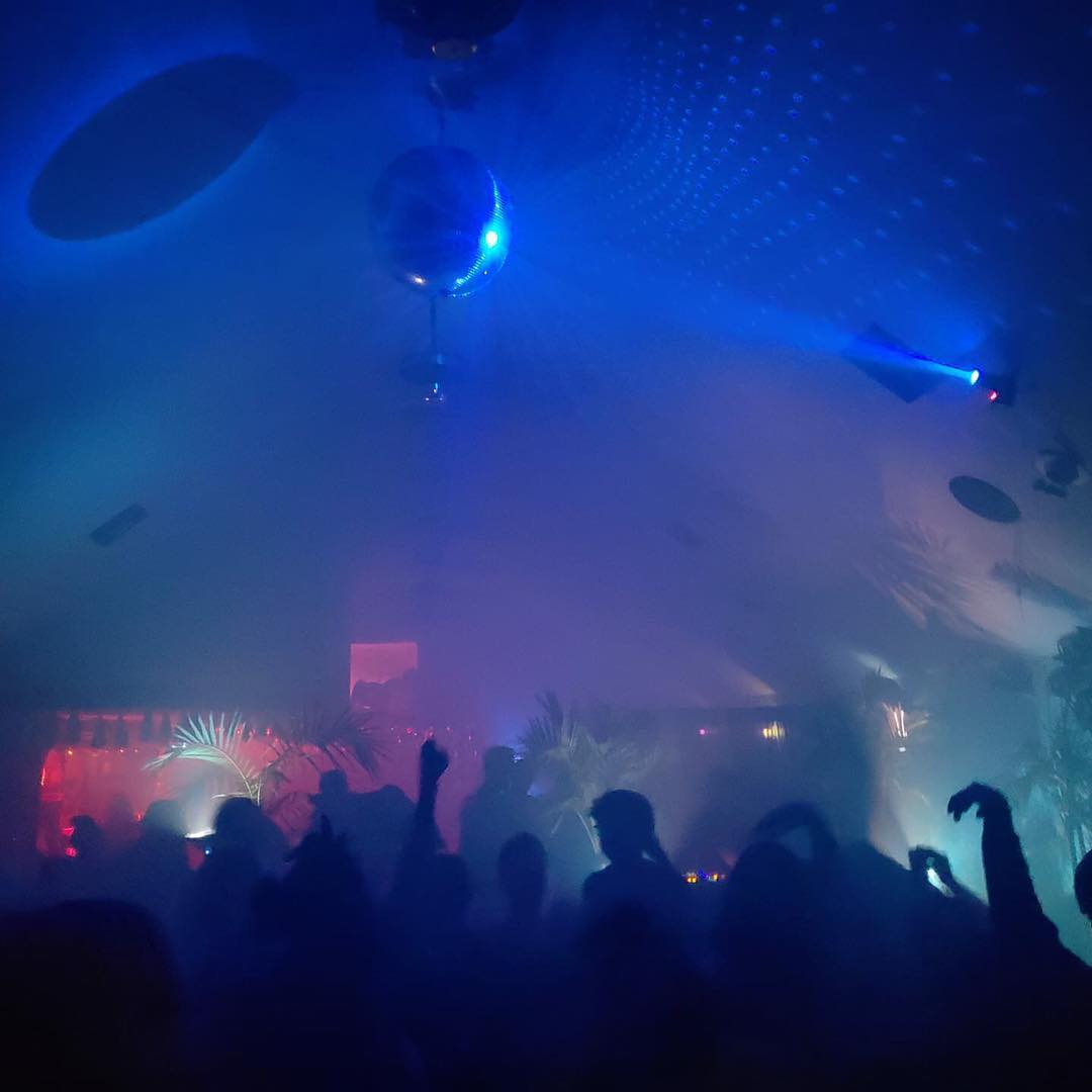 poor-boys-bar-reviews-photos-new-orleans-gaycities-new-orleans