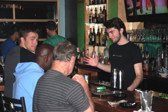 5801 reviews, photos - Shadyside - Pittsburgh - GayCities