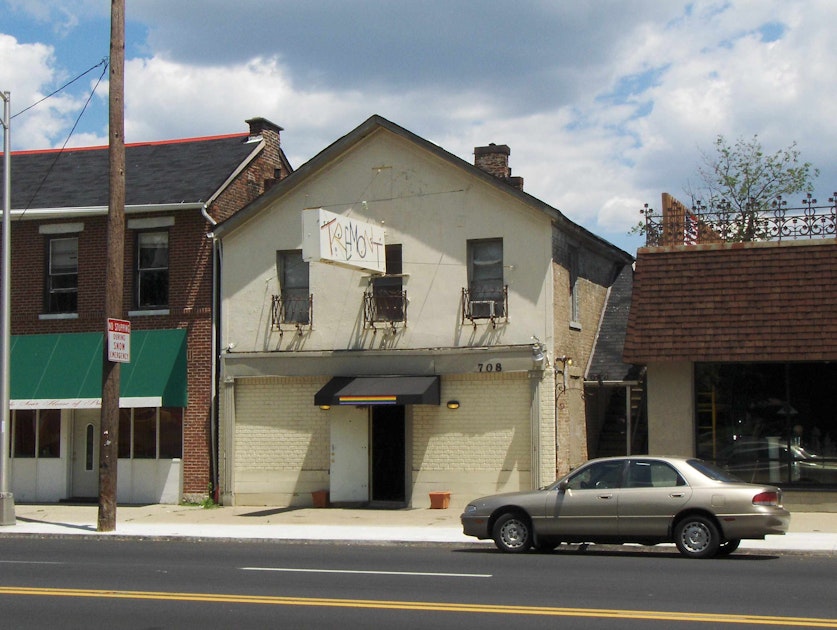 Photo of Tremont Lounge