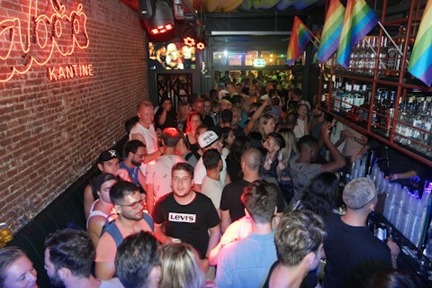 Amsterdam Gay Bars 2023 - GayCities Amsterdam