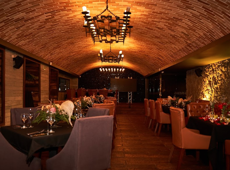 Colosal Restaurante reviews, photos El Poblado Medellín GayCities