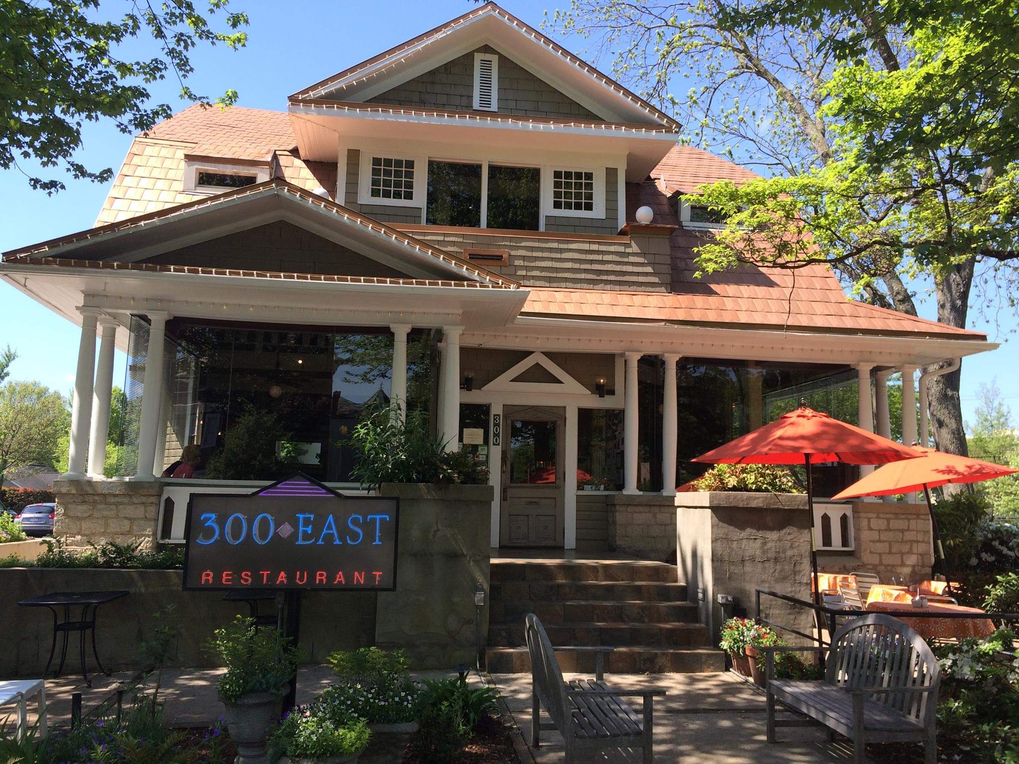 300 East reviews, photos Southend Charlotte GayCities Charlotte